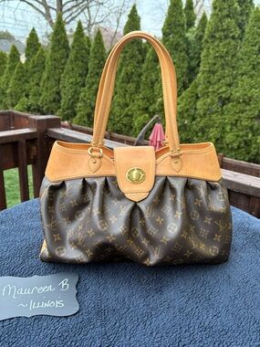 Stunning Louis Vuitton Boetie MM Monogram Canvas & Tan Leather Tote